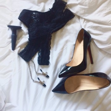 Selfie Pics from Kyla Winter - Private Escort Singapore