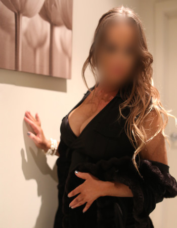 Adelaide independent private escort - Sexy Astrid