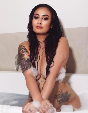 Melbourne independent private escort - Shaye Cole