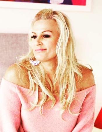 Blonde Lisa - escort in North Adelaide
