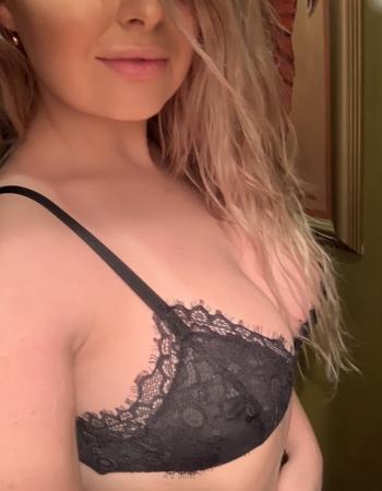 Elizabethloxly - escort in Ashgrove