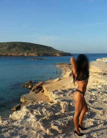 Private escort - Anny Lynx touring to Kings Park 26th March - 29th March