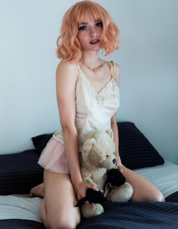 Flora Banks - escort in Ivanhoe East