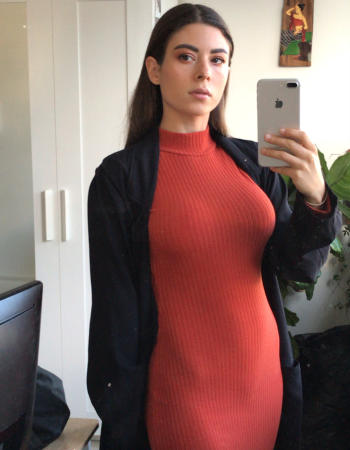 French escort - Jolie