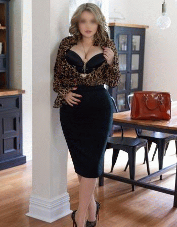 Private escort - Evie Valentine coming soon to Adelaide
