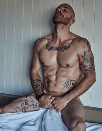 Sydney independent private male escort - Santo Dragone