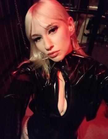 BDSM / Fetish Provider - Mistress Ophelia Fatale