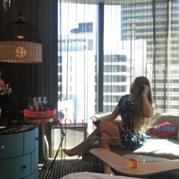 Selfie Pics from Isabelle Lynd - Private Escort Melbourne