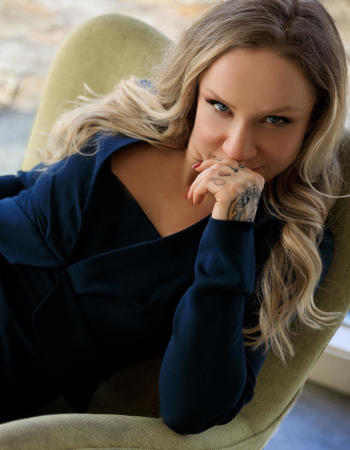 Private escort - Freya Blume Untamed touring to Melbourne