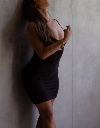Port Stephens independent private escort - Nikolette Green