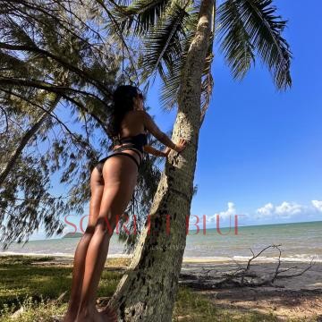 Selfie Pics from Indian Amira - Private Escort Touring