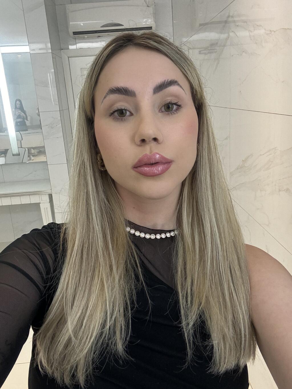 Shellharbour escorts and private escorting services Scarlet Blue.