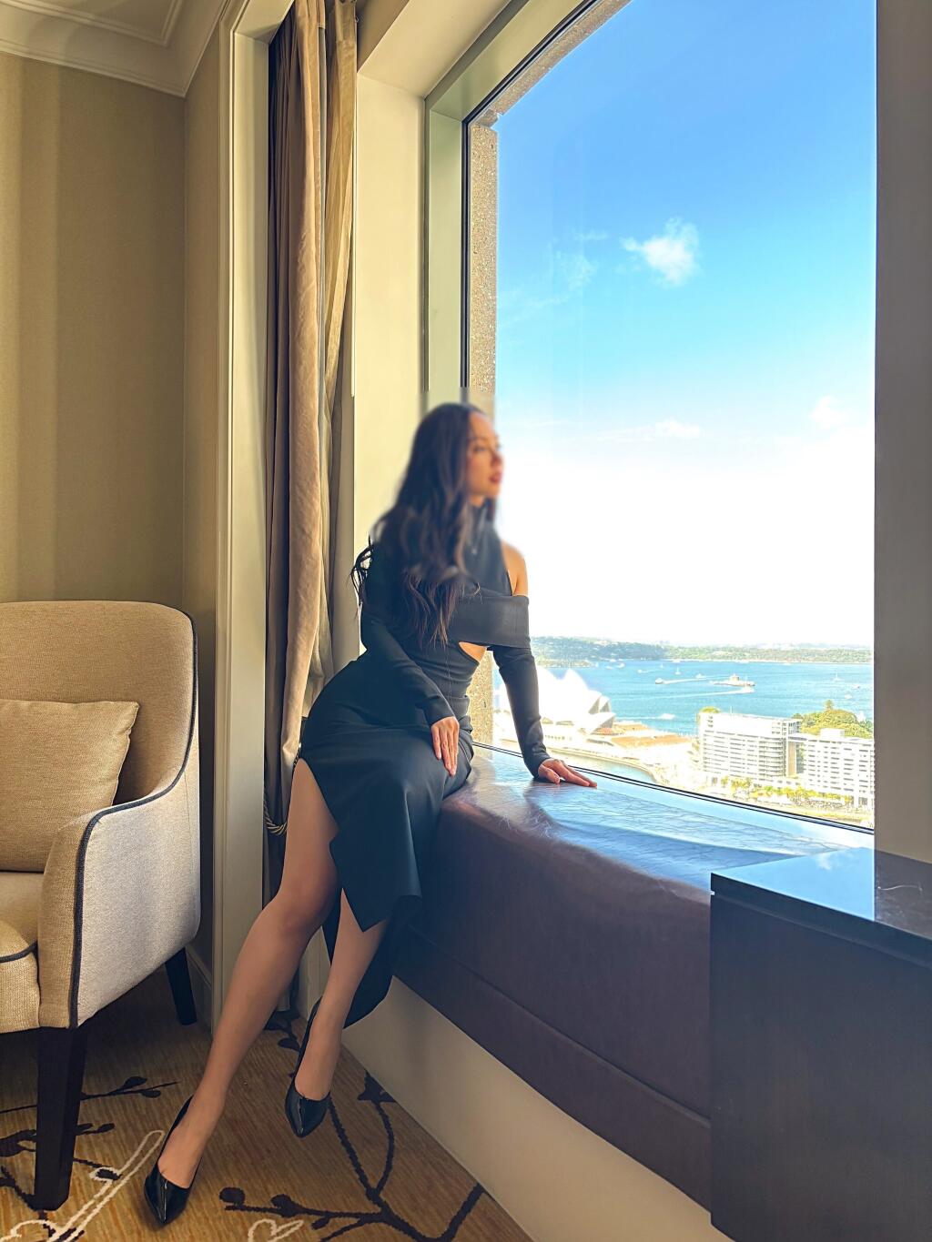 MelbourneCBD escorts and private escorting services Scarlet Blue.