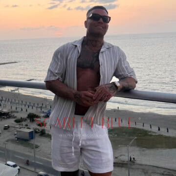 Selfie Pics from Joel Kingsley - Private Escort Sydney