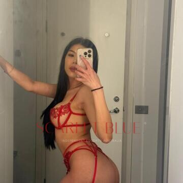 Selfie Pics from Viviann - Private Escort Sydney