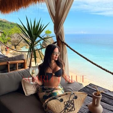 Selfie Pics from Gabriela Mendes - Private Escort Melbourne