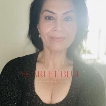 Selfie Pics from Sensual Sia - Private Escort Melbourne