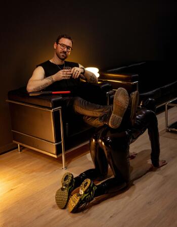  BDSM / Fetish Provider  - Leo Lockwood