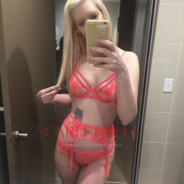 Selfie Pics from Hayley Brooks - Private Escort Sydney