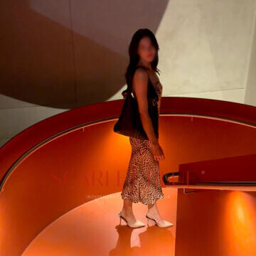 Selfie Pics from Lila Sutton - Private Escort Gold Coast