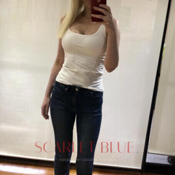 Selfie Pics from Hayley Brooks - Private Escort Sydney