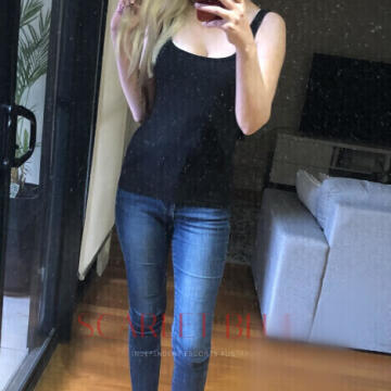 Selfie Pics from Hayley Brooks - Private Escort Sydney