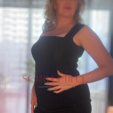 Selfie Pics from Mae East - Private Escort Melbourne