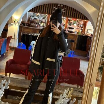 Selfie Pics from Belle Connolly - Private Escort Melbourne