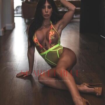 Selfie Pics from Imogen Knoxx - Private Escort Melbourne