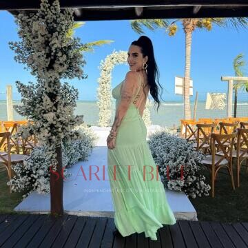 Selfie Pics from Agatha Fox - Private Escort Touring