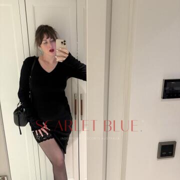 Selfie Pics from Alison - Private Escort Sydney