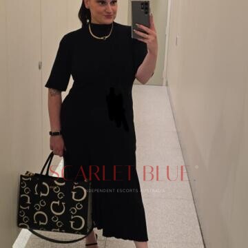 Selfie Pics from Submissive Spencer - Private Escort Melbourne
