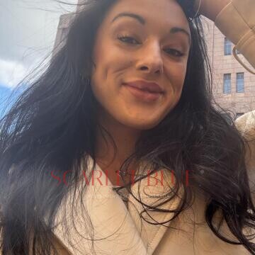 Selfie Pics from Winter Karma - Private Escort Hobart