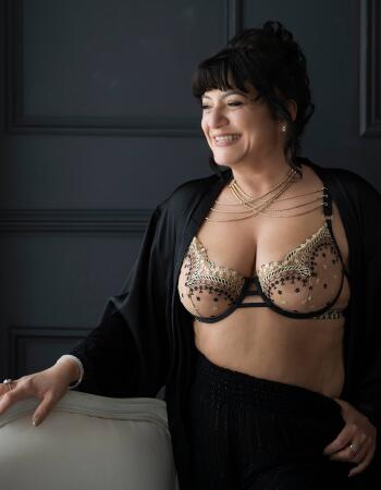 Newcastle independent private  escort - Mareva J