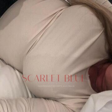 Selfie Pics from Paulina Adell - Private Escort Adelaide