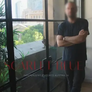 Selfie Pics from William Hayes - Private Escort Melbourne