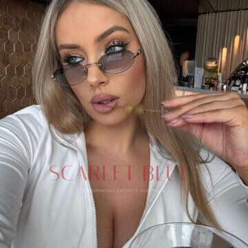 Selfie Pics from Alexis Leo - Private Escort Sydney