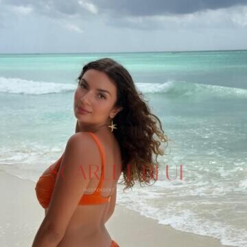 Selfie Pics from Aisha Katya - Private Escort Touring