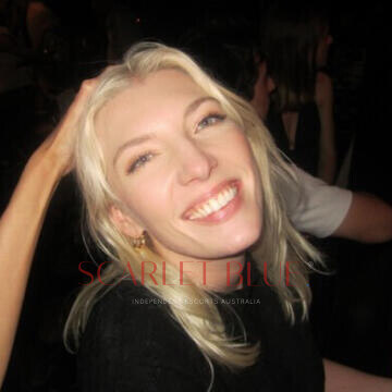 Selfie Pics from Sienna Brown - Private Escort Sydney