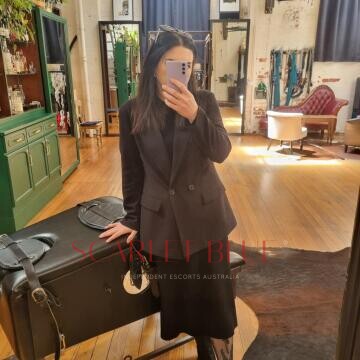 Selfie Pics from Domina Lucy Fleur - Private Escort Melbourne