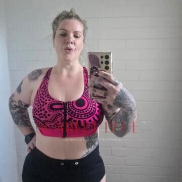 Selfie Pics from Zoe Hunter - Private Escort Perth