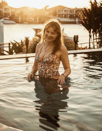  Private escort - Aussie Addison touring to Maitland