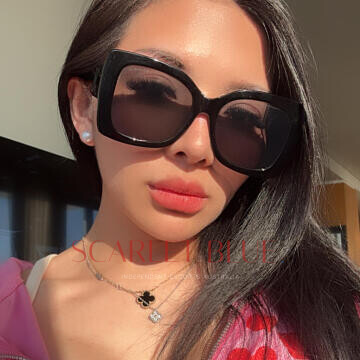 Selfie Pics from Gina Darling - Private Escort Melbourne