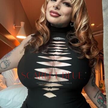 Selfie Pics from Peggysue Winters - Private Escort Melbourne