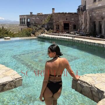 Selfie Pics from Indian Amira - Private Escort Touring