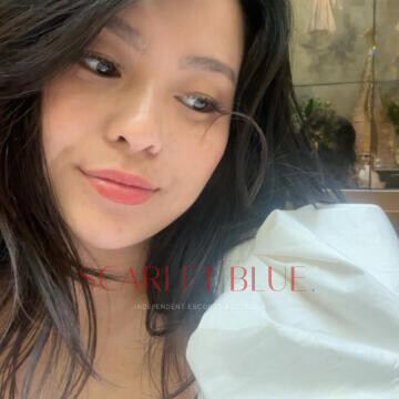 Selfie Pics from Sadie Young - Private Escort Sydney