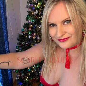 Selfie Pics from Nikki Cox - Private Escort Brisbane