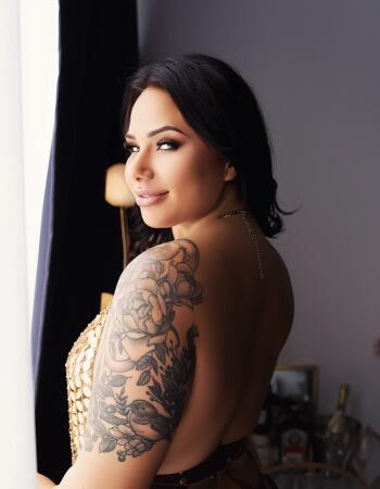 Byron Bay independent private  escort - Delilah Dalton