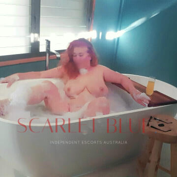 Selfie Pics from Marie Love - Private Escort Canberra