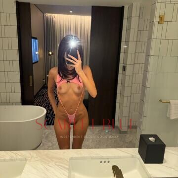 Selfie Pics from Nina Stan - Private Escort Brisbane